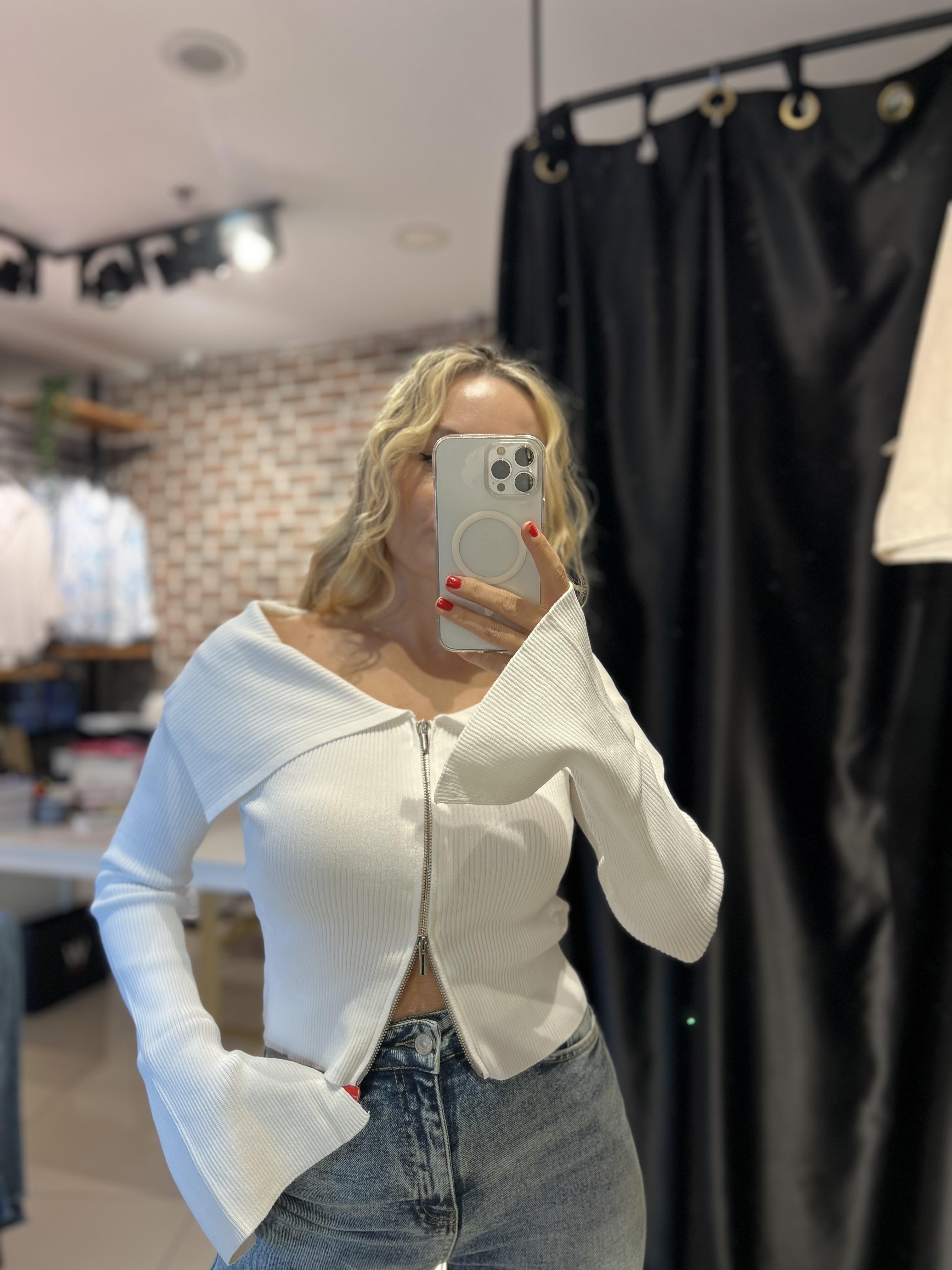 Bardot Yaka Ekru Fermuarlı Triko Hırka