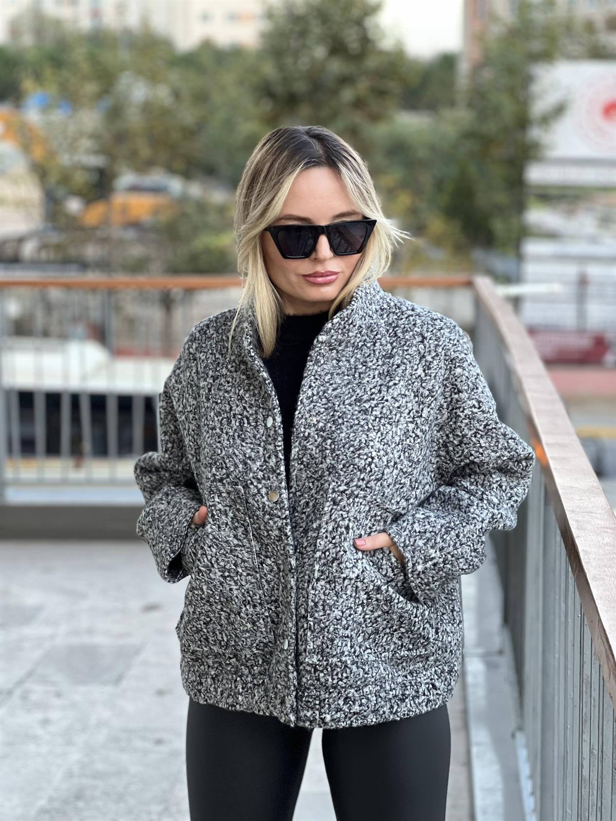 Buklet Kaşe Gri Kaban