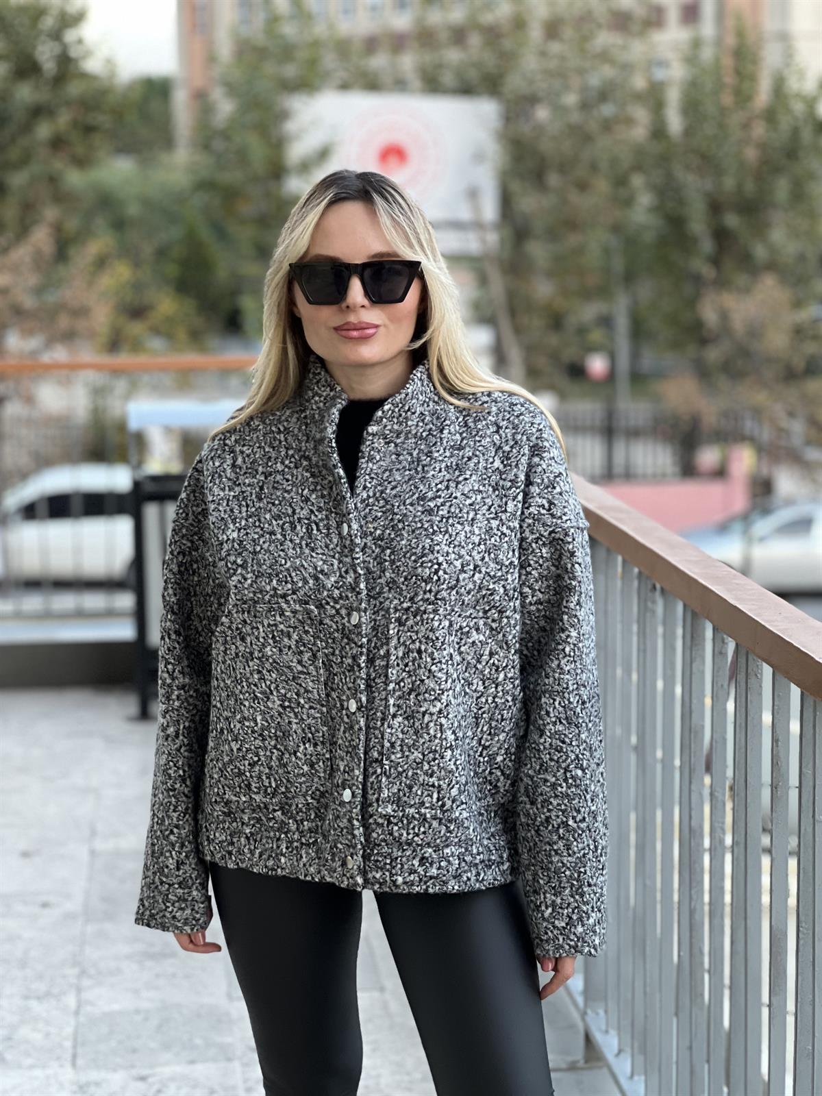 Buklet Kaşe Gri Kaban