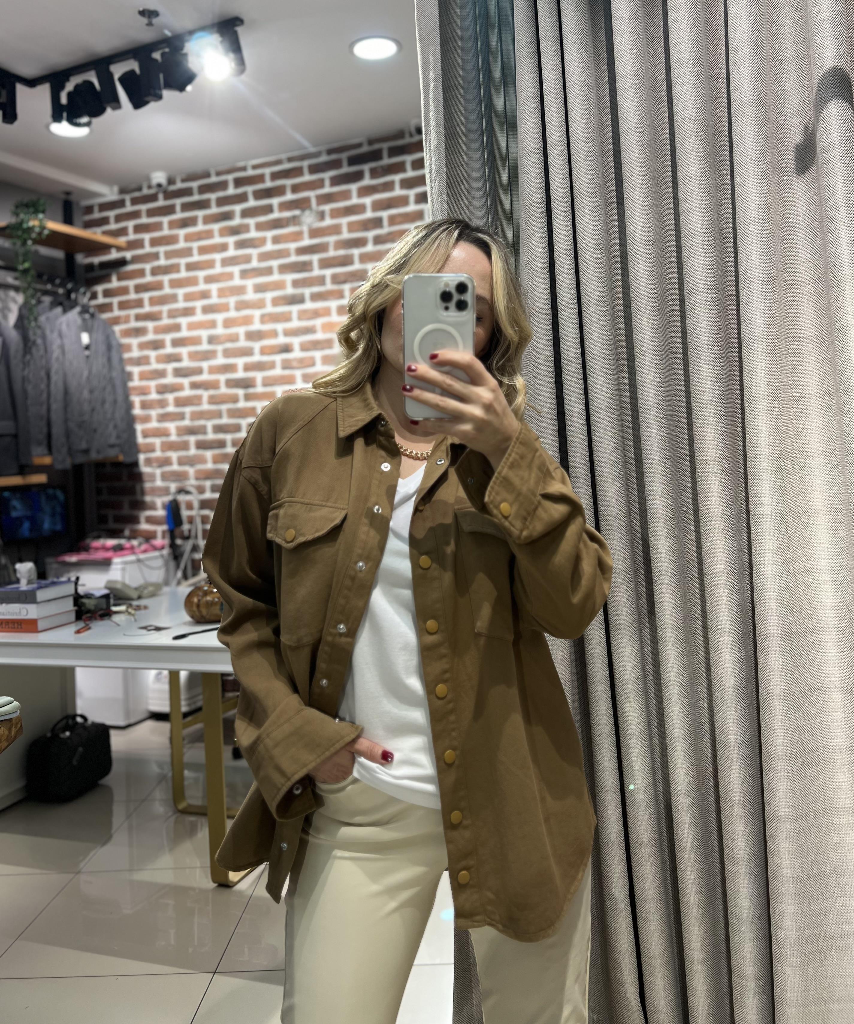Cep Detaylı Olive Yeşili Gabardin Gömlek