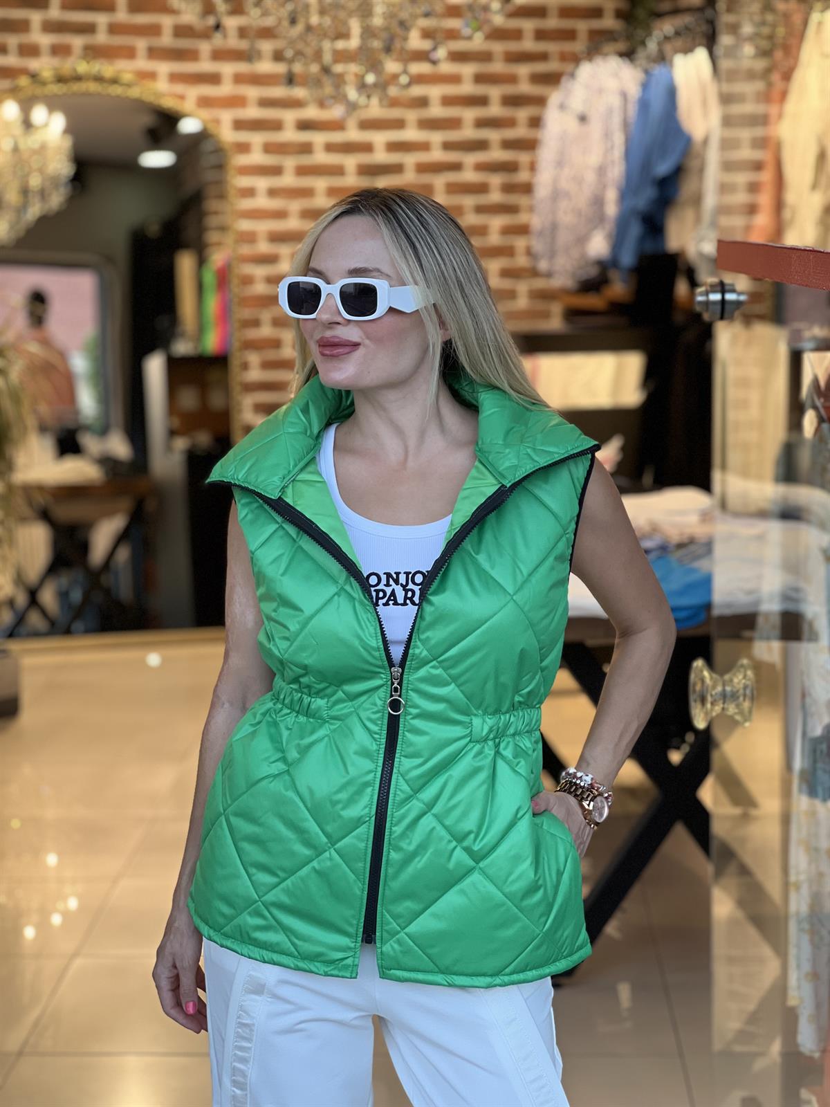 Çimen Yeşili Mevsimlik Kapitone Yelek