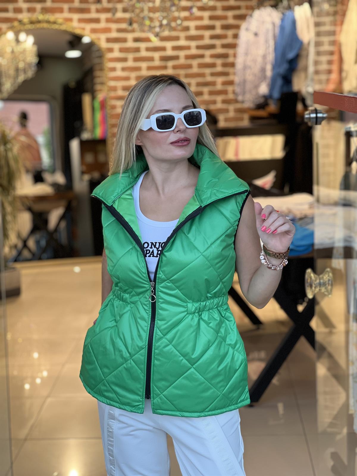 Çimen Yeşili Mevsimlik Kapitone Yelek