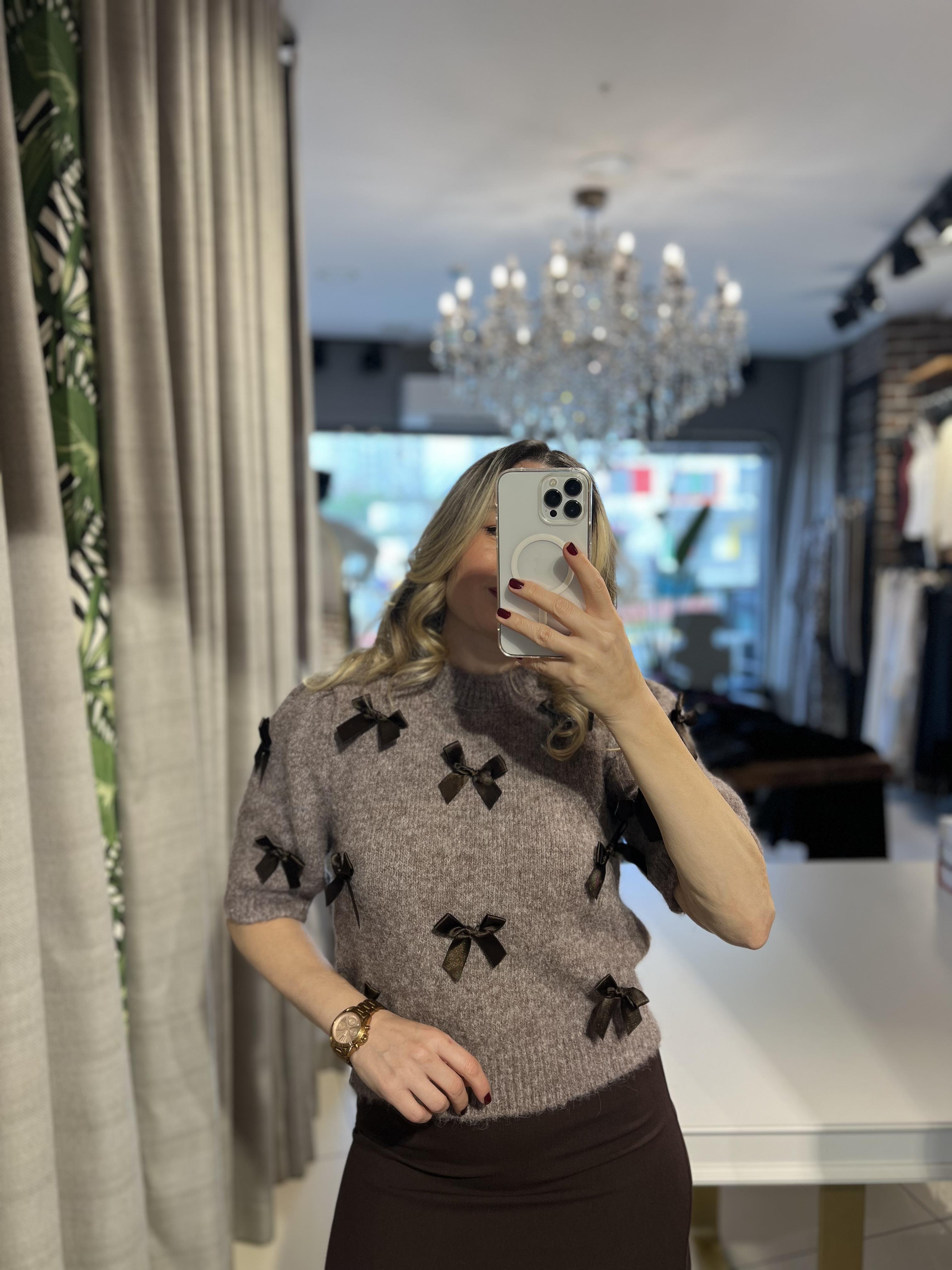 Fiyonk Detaylı Koyu Vizon Melanj Triko Kazak