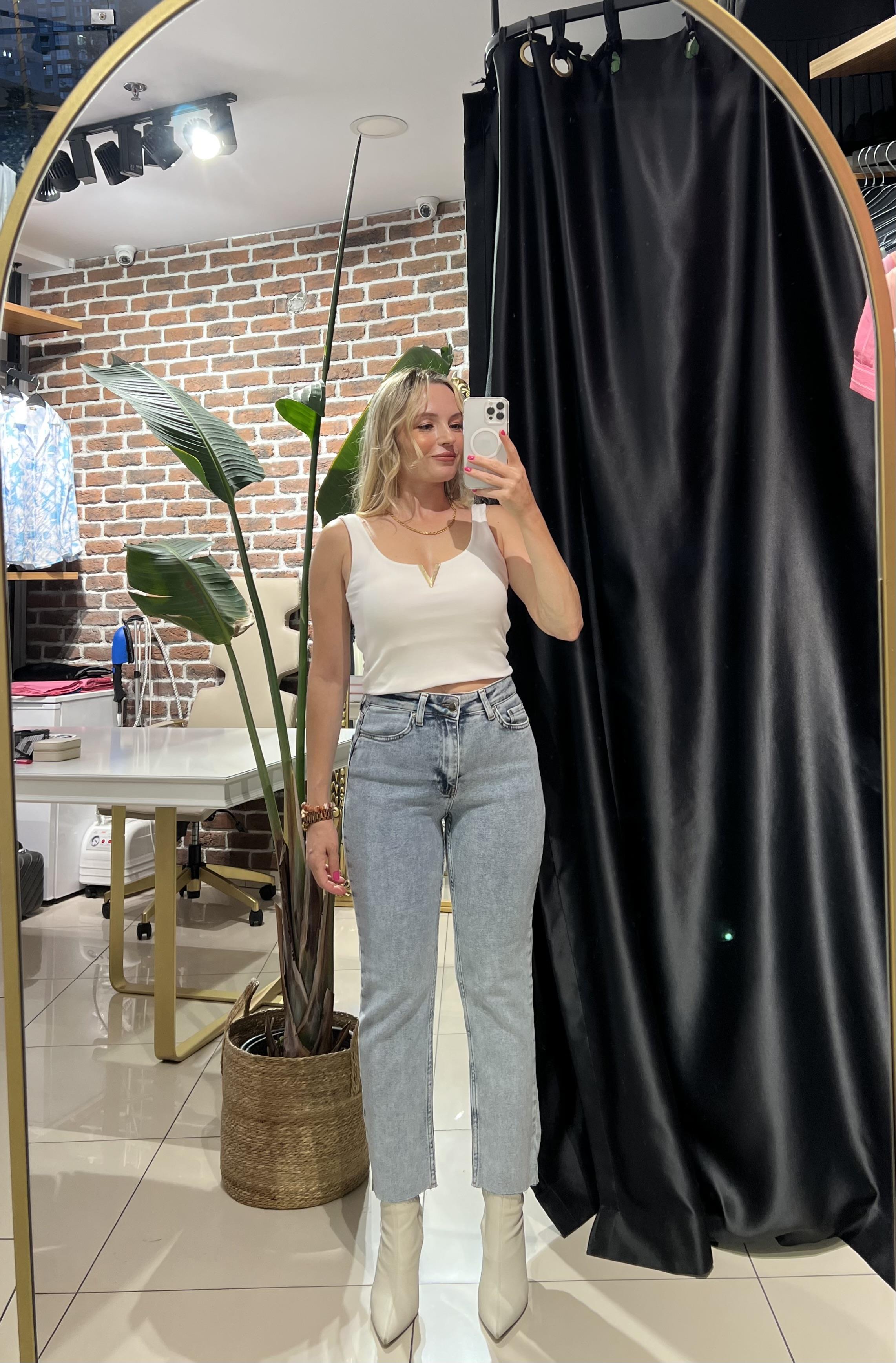 Full Likralı Buz Mavisi Mom Fit Jean Pantolon