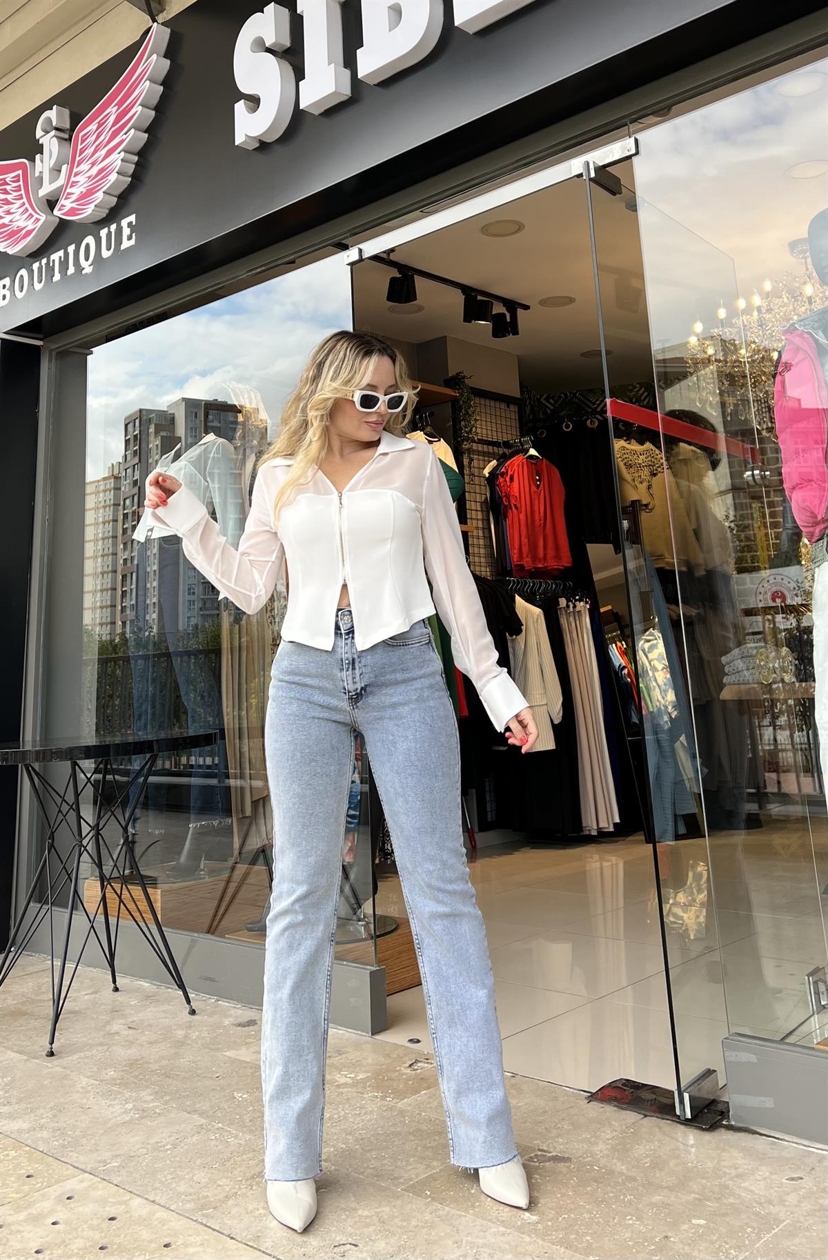 Full Likralı Mom Fit Modern Paça Kar Yıkama Jean 