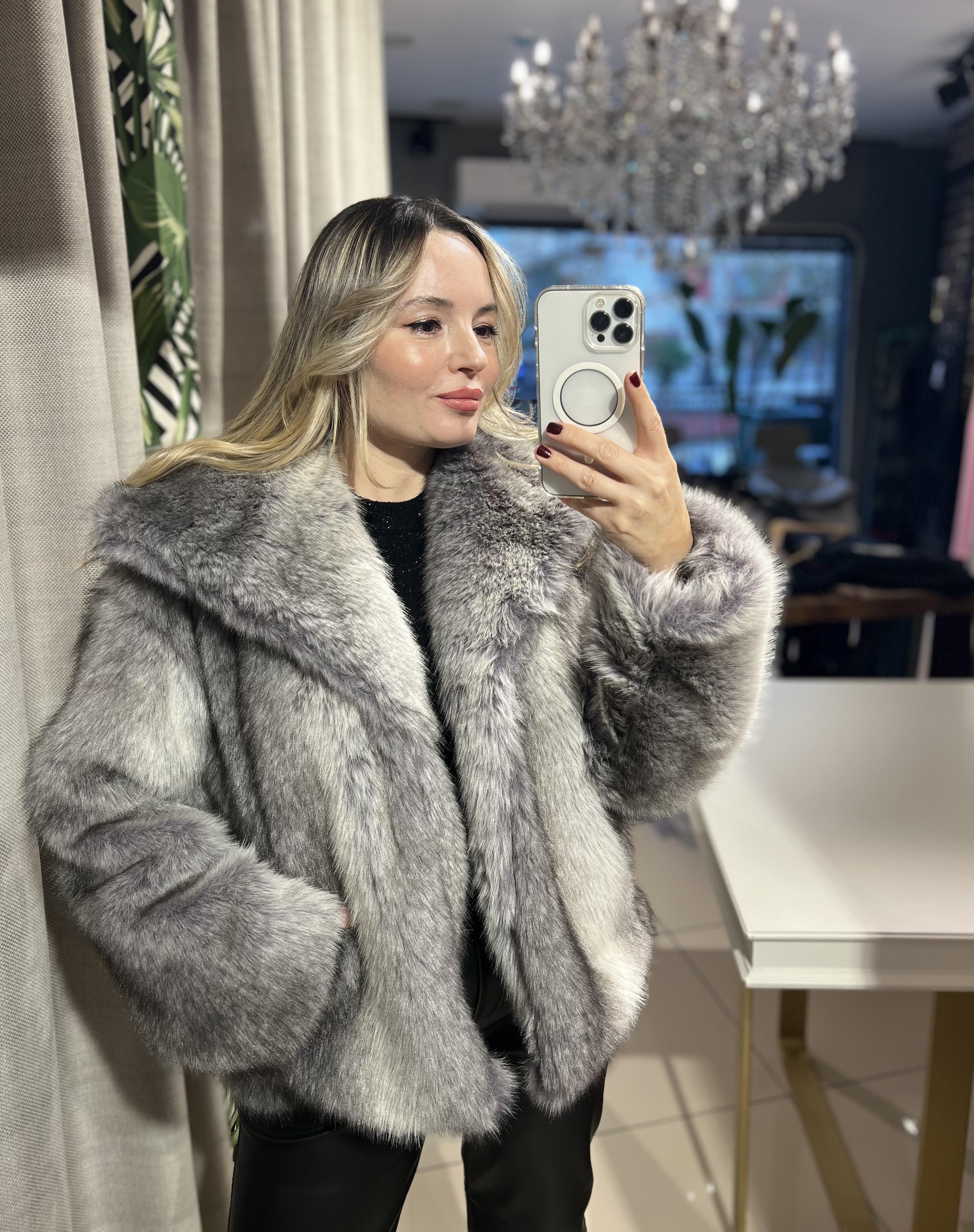 Gri Sık Dokuma Kürk