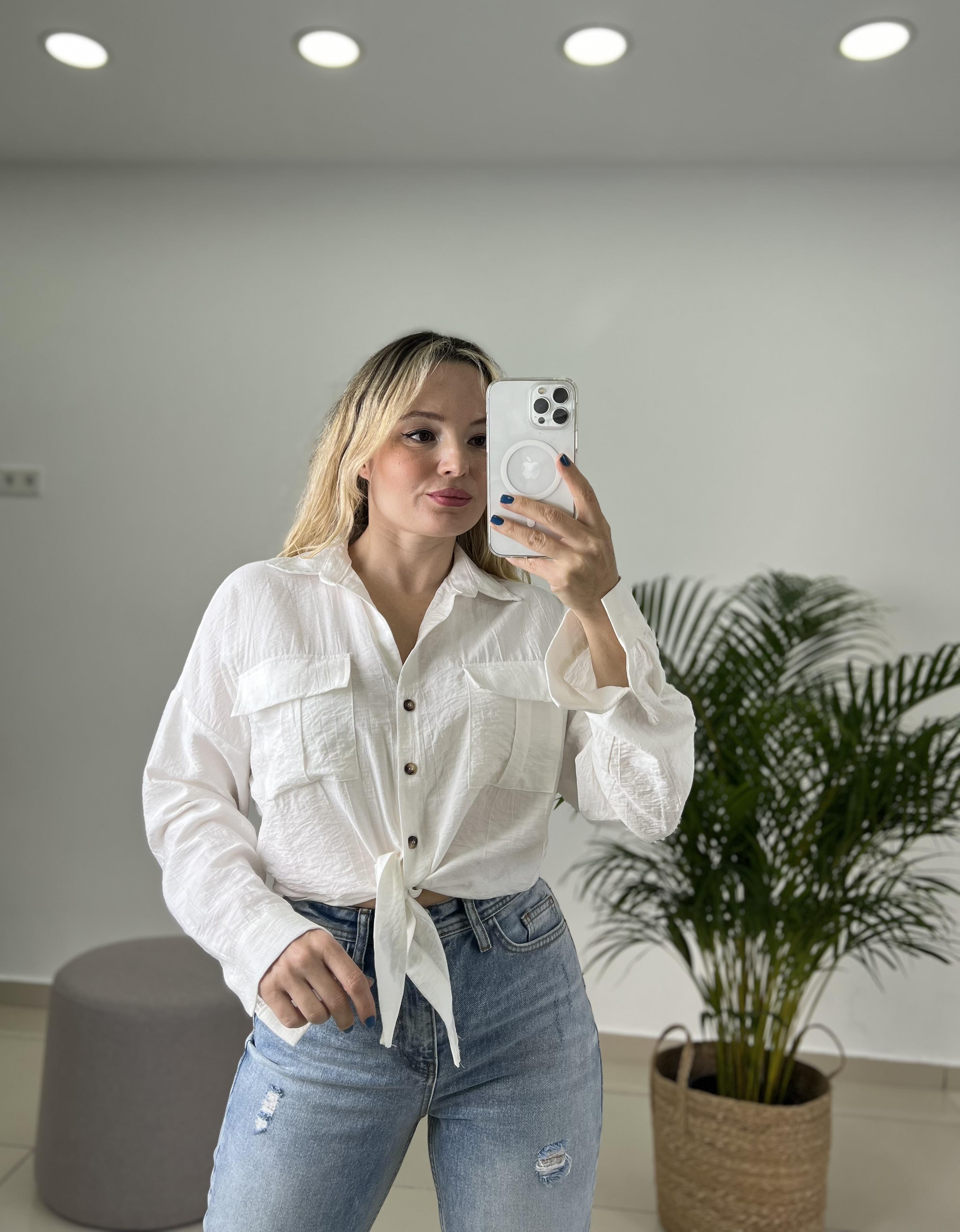 Güçlü Dokuda  Önden Bağlama Detaylı Crop Keten Krinkıl Ekru Gömlek