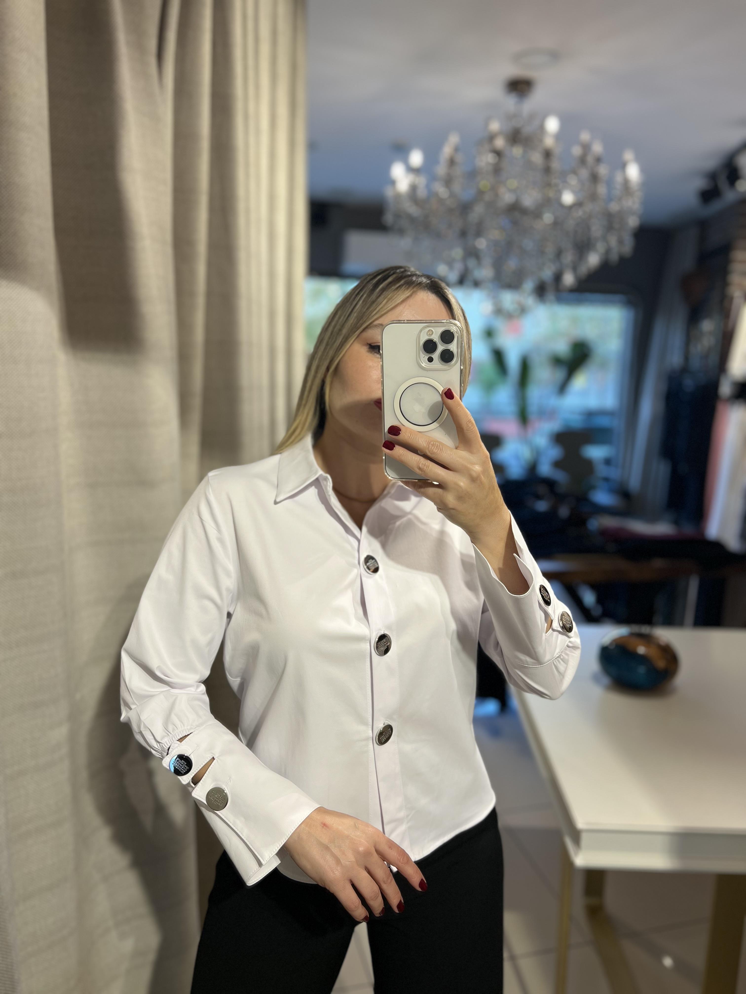 İpek Poplin Kumaş Silver Düğmeli Gömlek