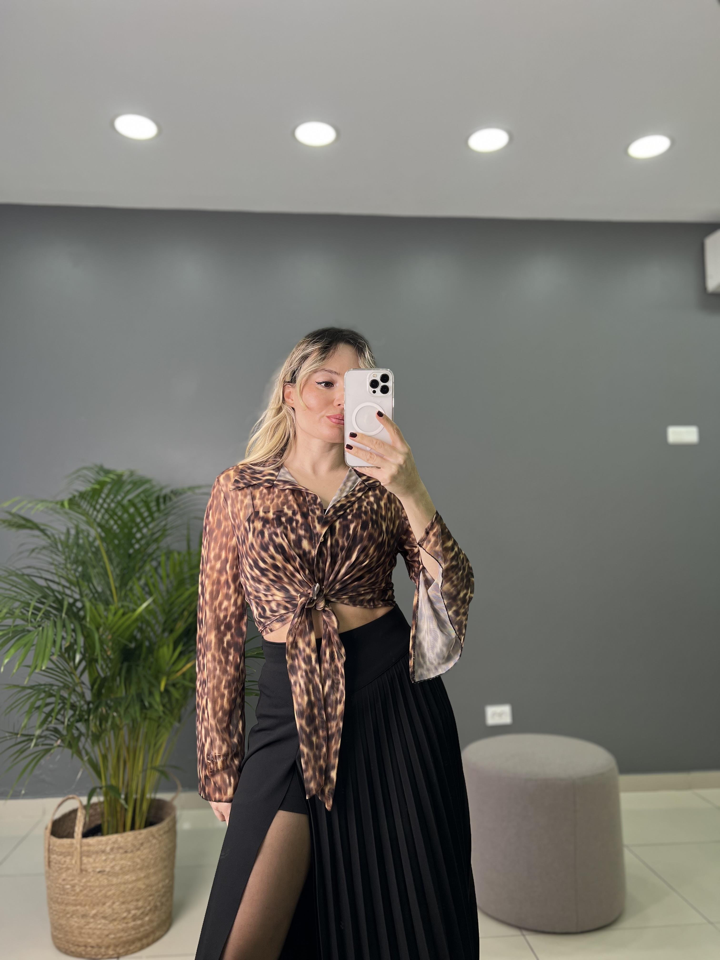 Jakarlı Leopar Bluz