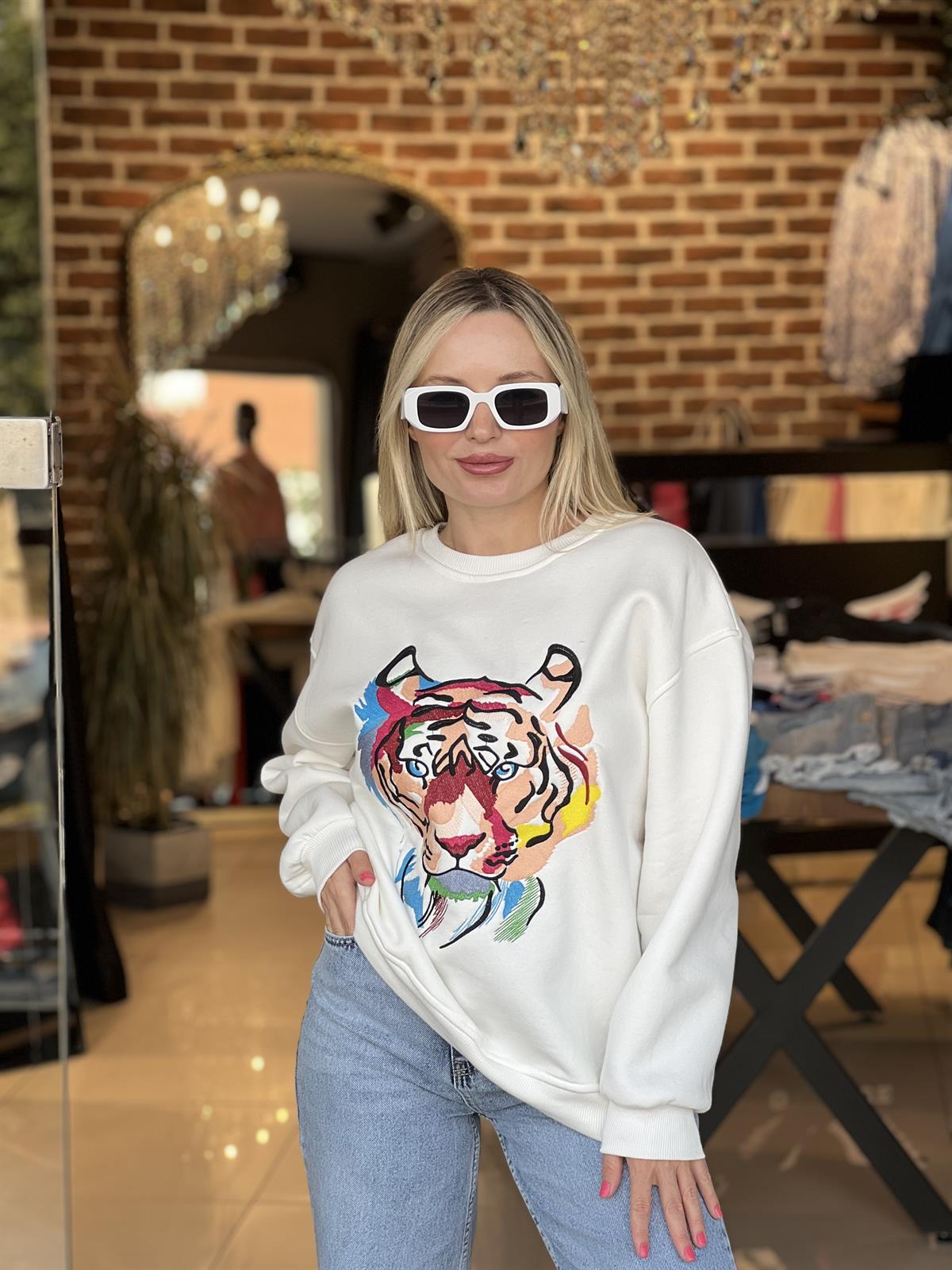 Kaplan Nakışlı Ekru Sweatshirt 