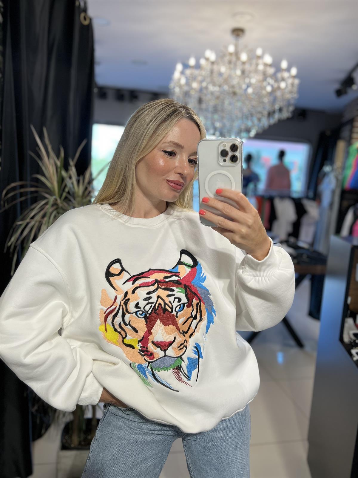 Kaplan Nakışlı Ekru Sweatshirt 