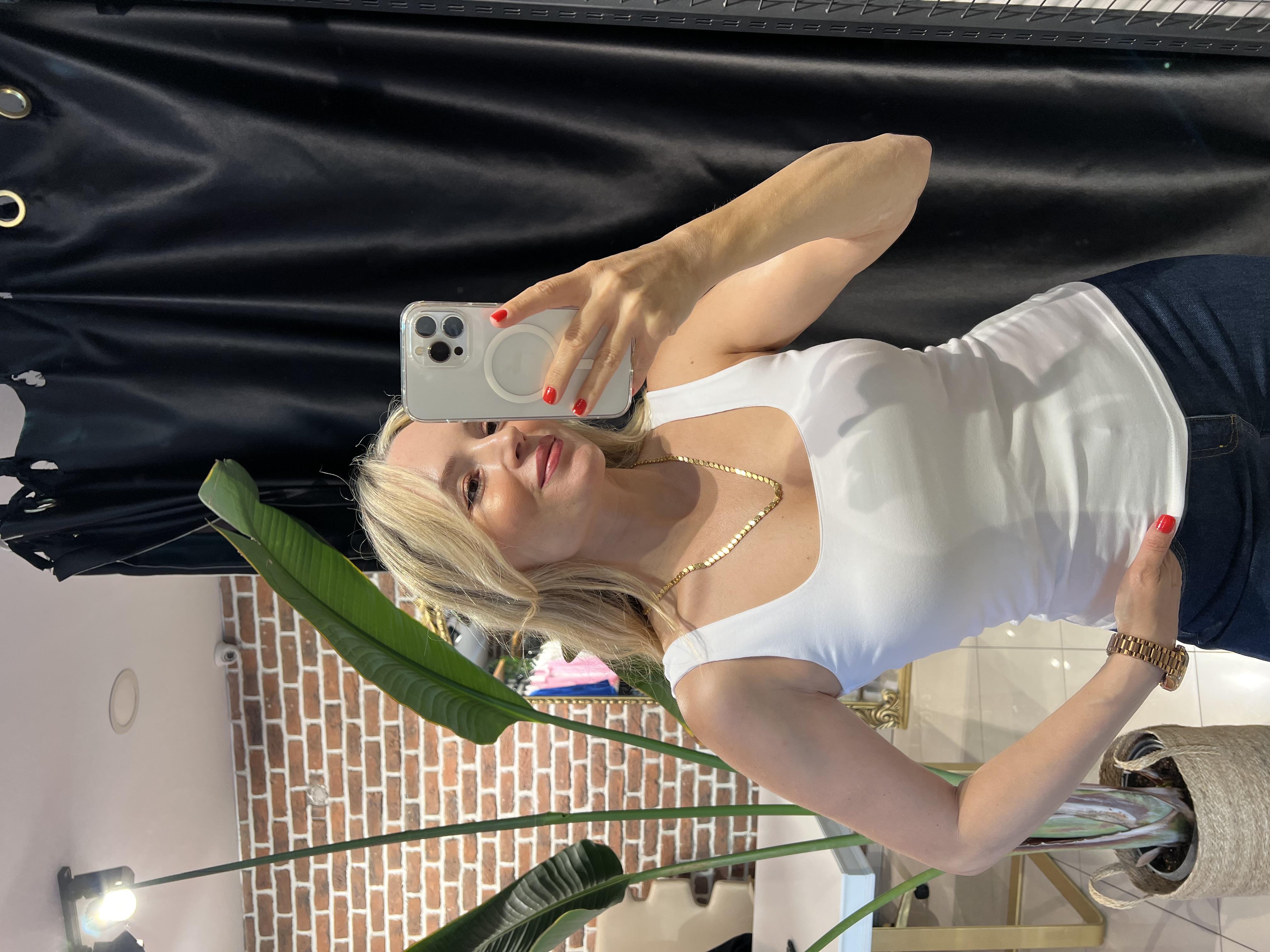 Kare Yaka Pamuk Beyaz Atlet