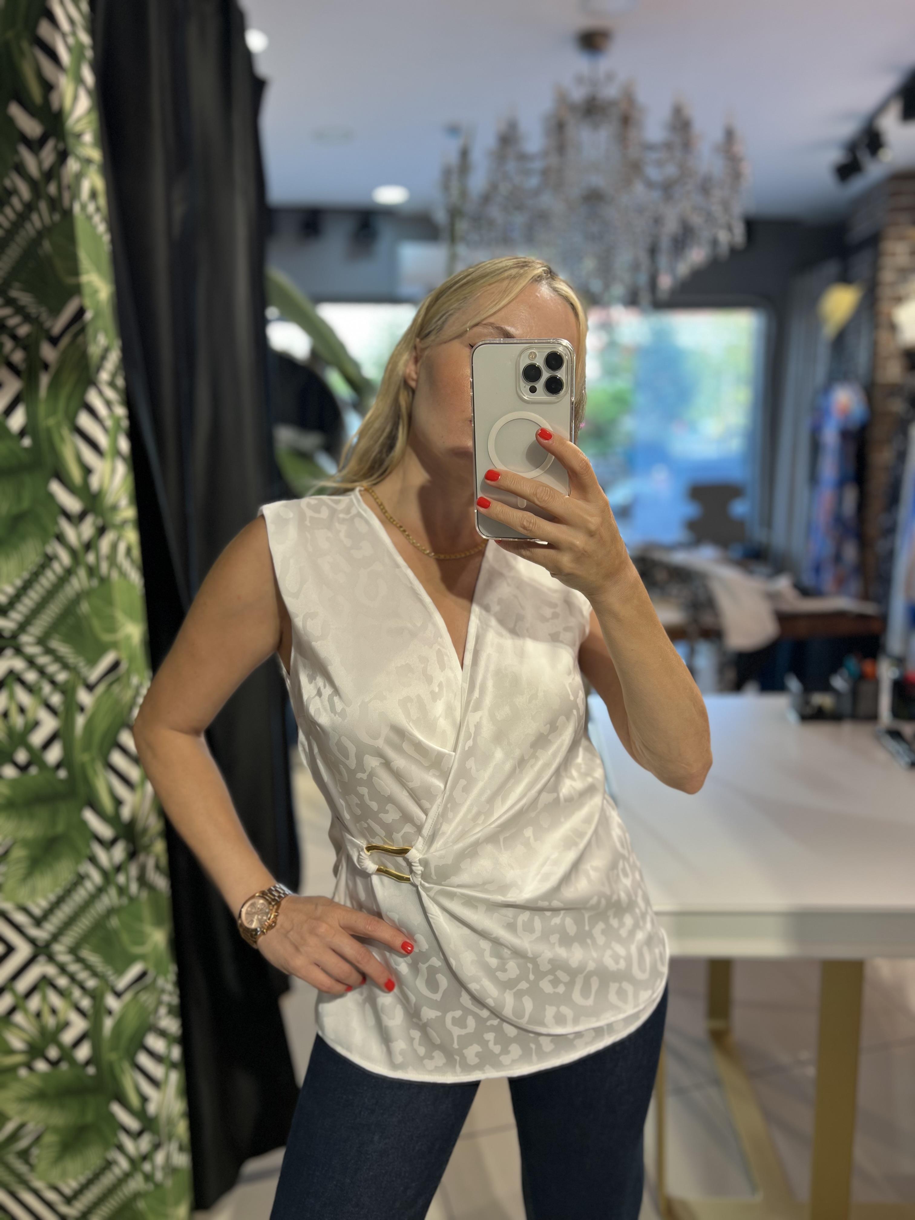 Kendi Kumaşından Leopar Desenli Ekru Bluz
