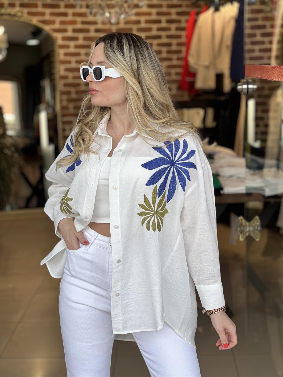 Keten Krinkıl Nakışlı Gömlek 