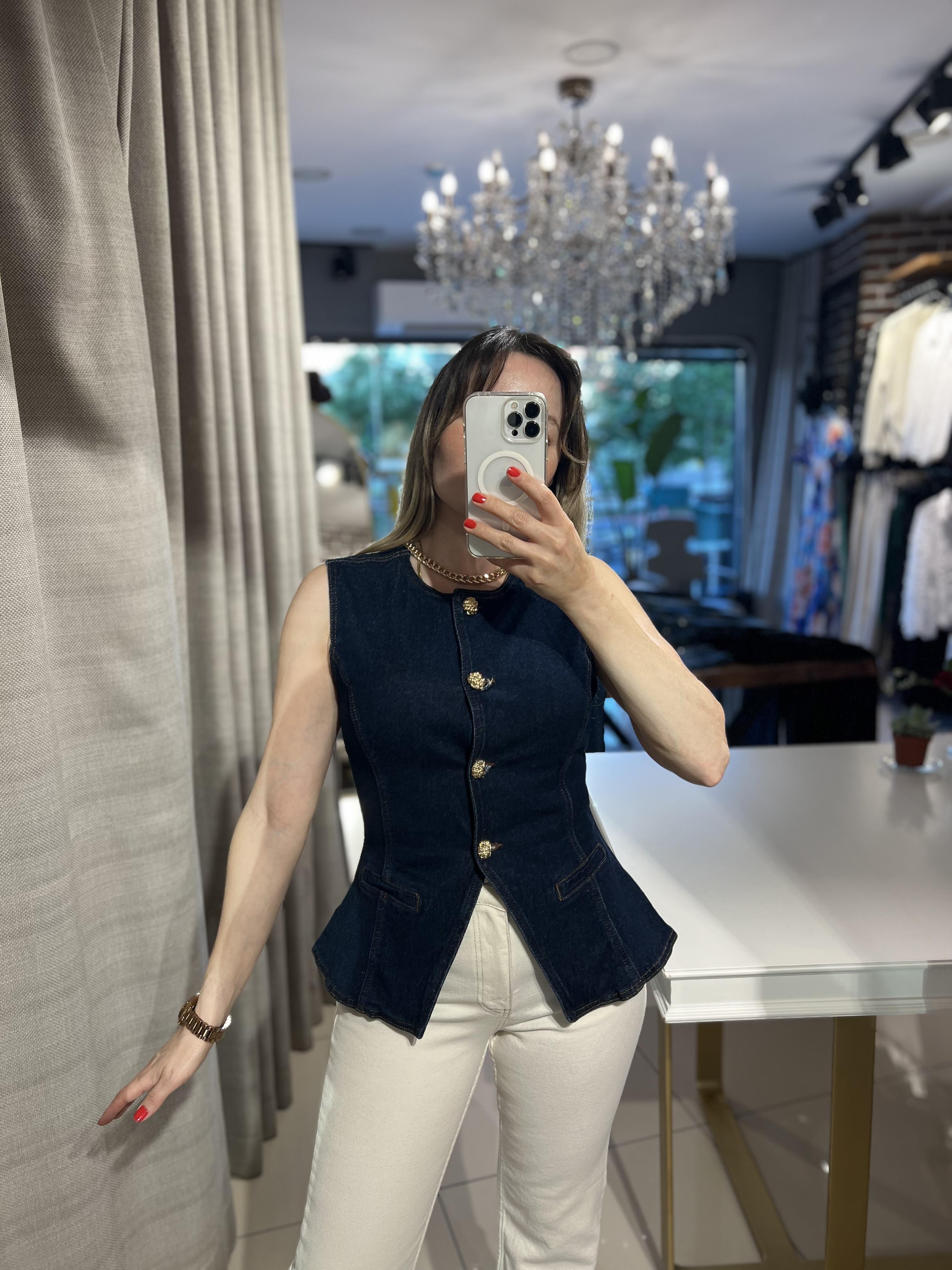 Koyu Mavi Gold Düğmeli Denim Yelek