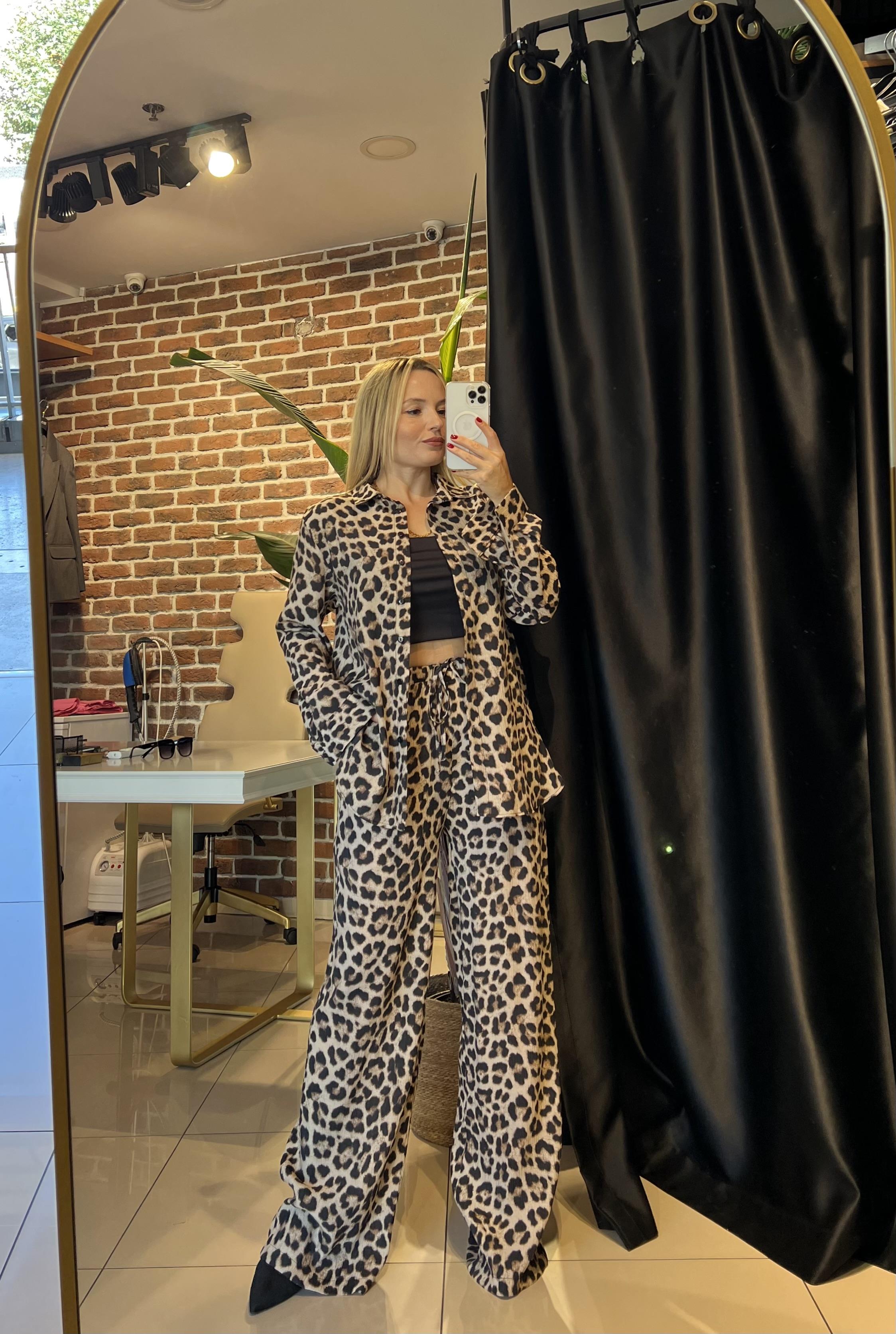 Leopar Desenli Gömlek Pantolon Takım