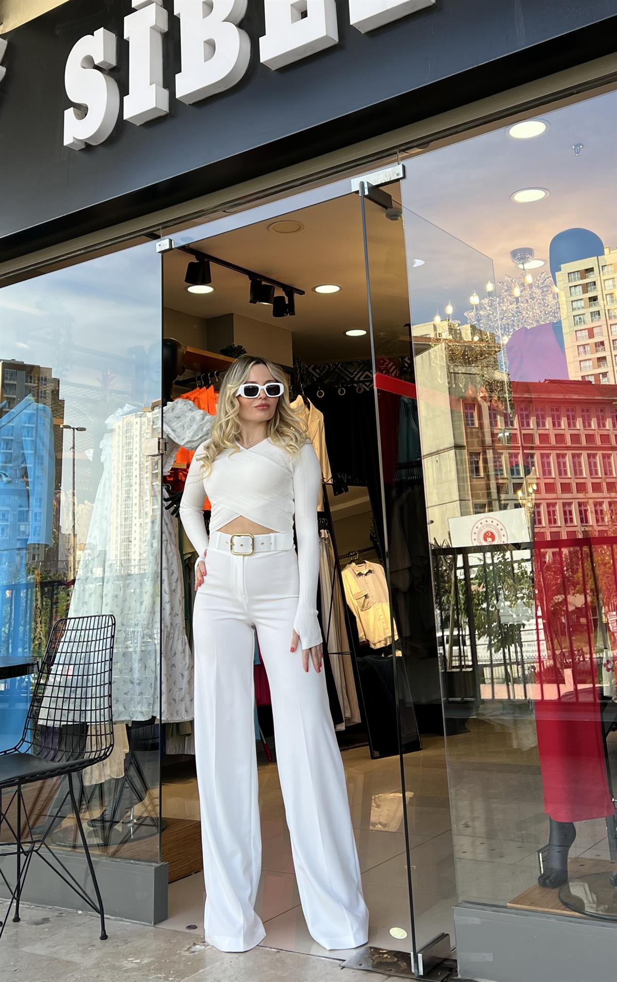  Kemer Aksesuarlı Full Likralı Beyaz Palazzo Pantolon