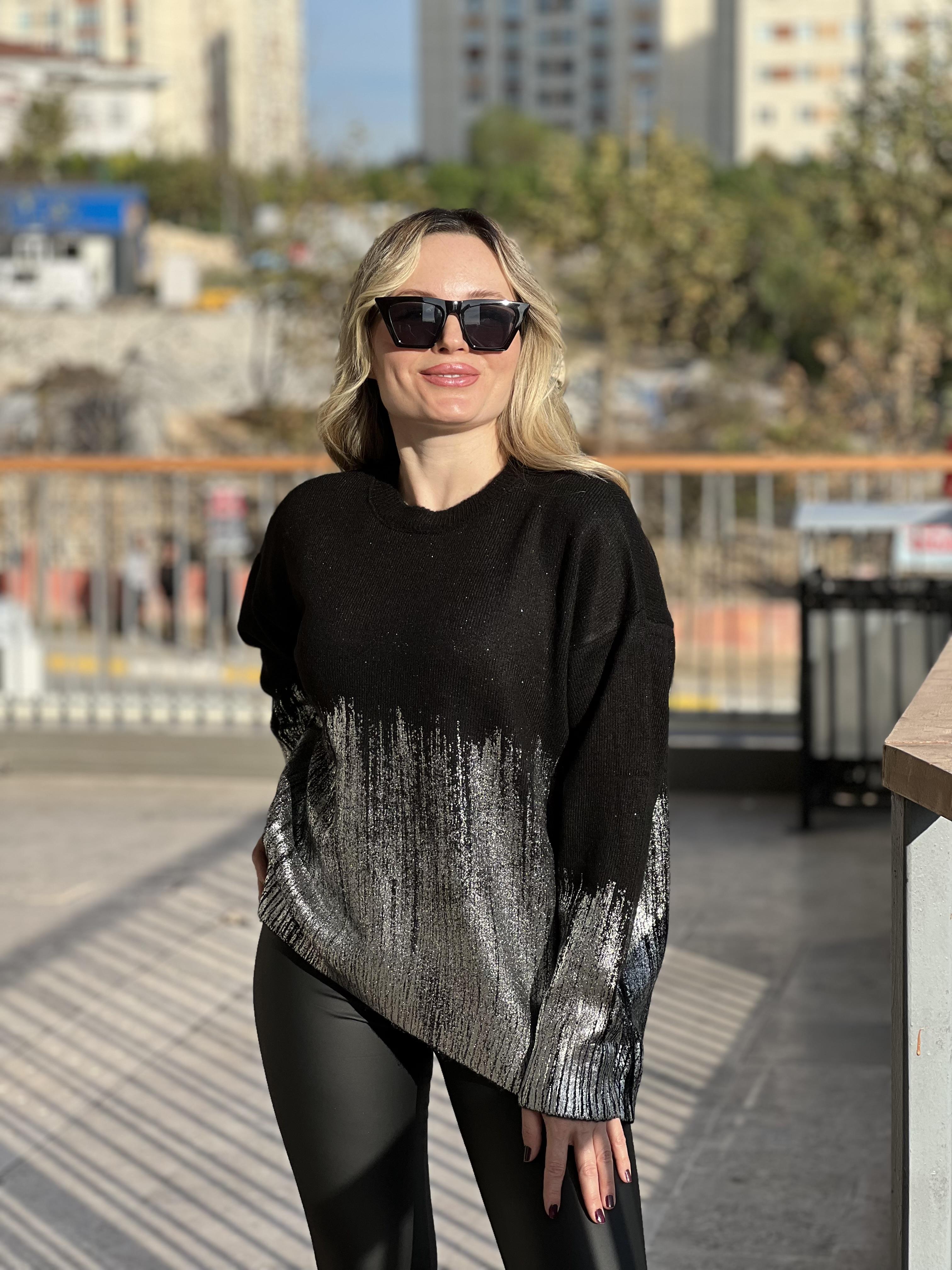 Metalik Gri Kaplamalı Triko Bluz 