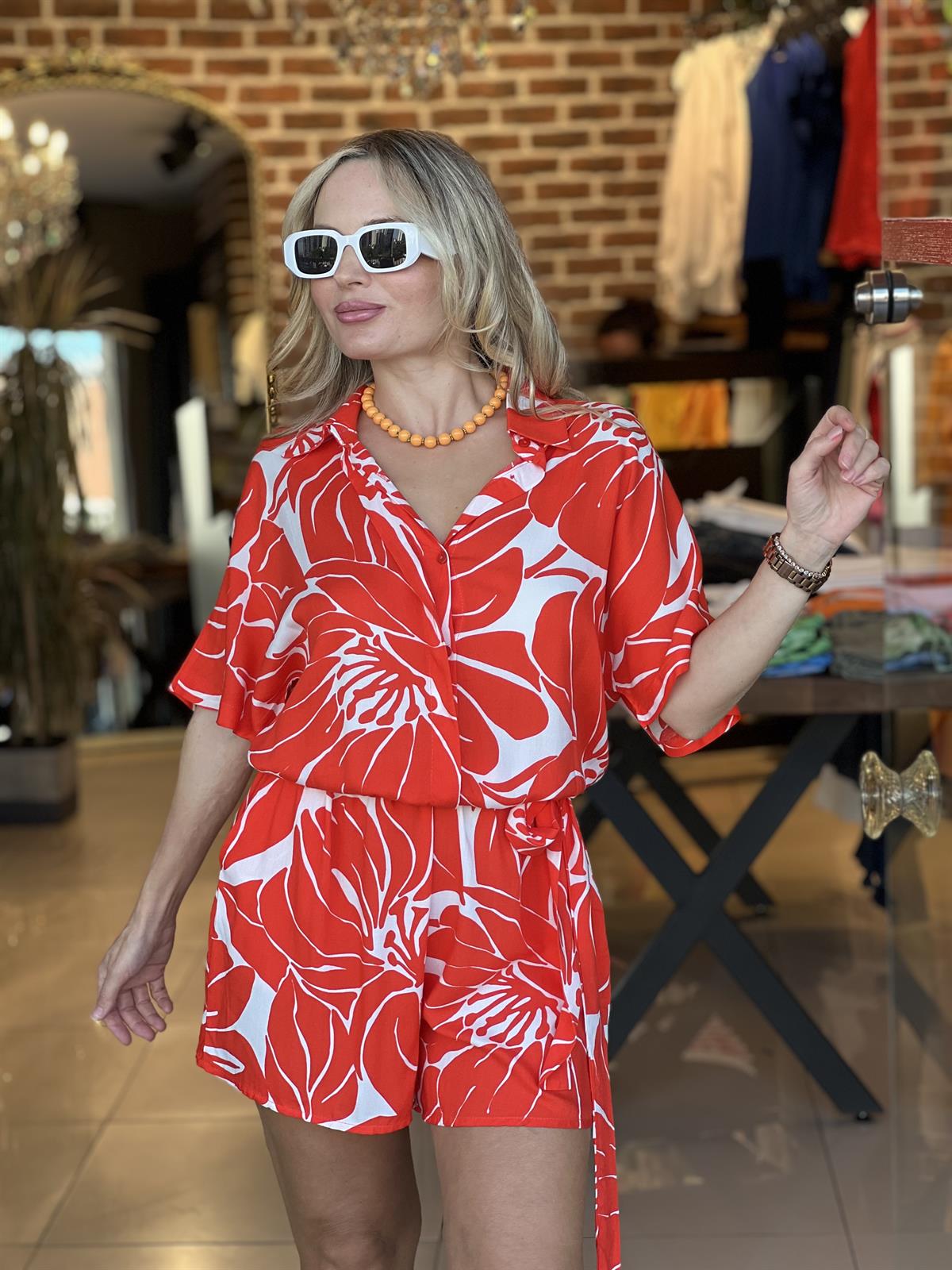 Oranj Desenli Şortlu Tulum