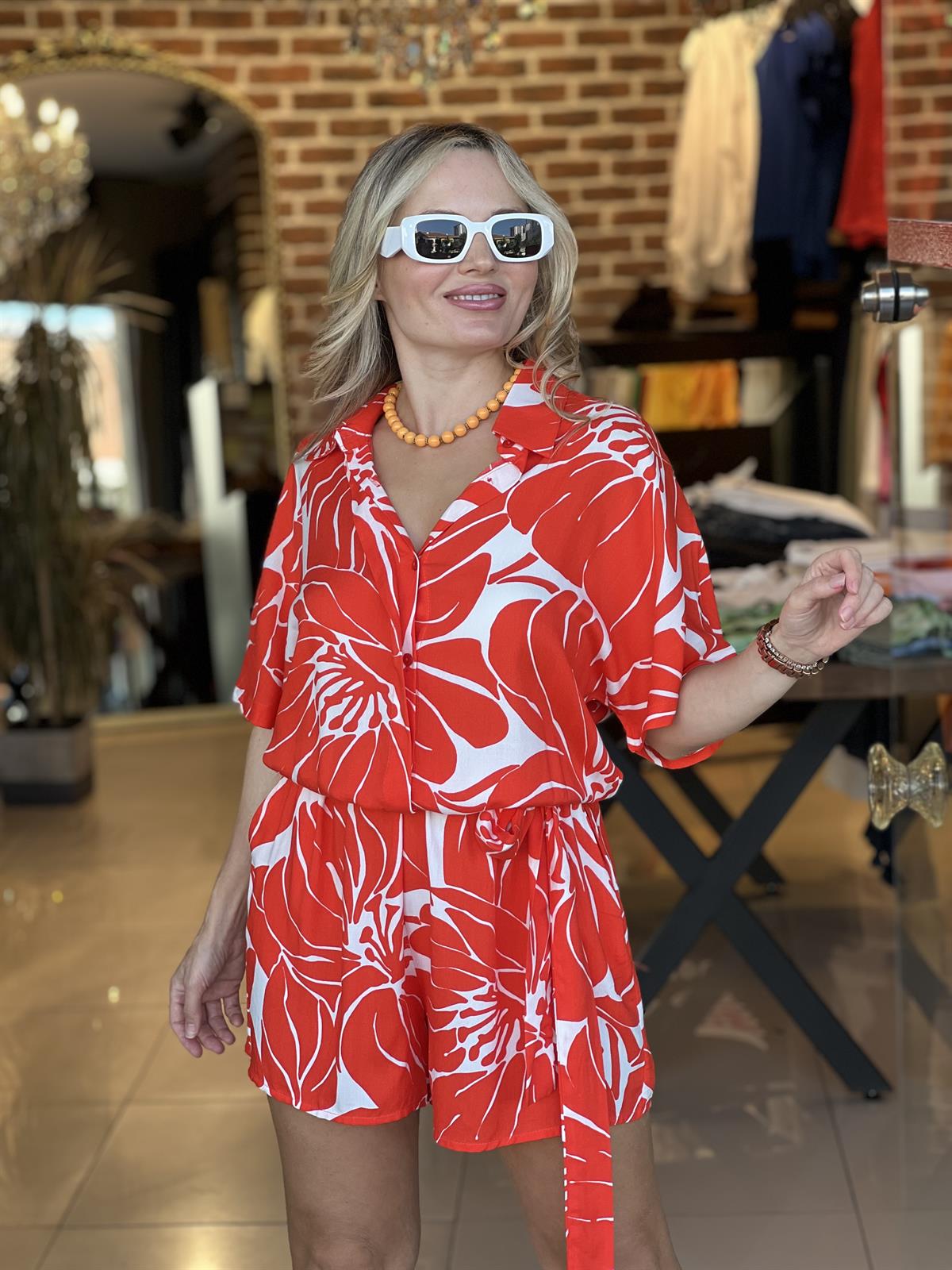 Oranj Desenli Şortlu Tulum