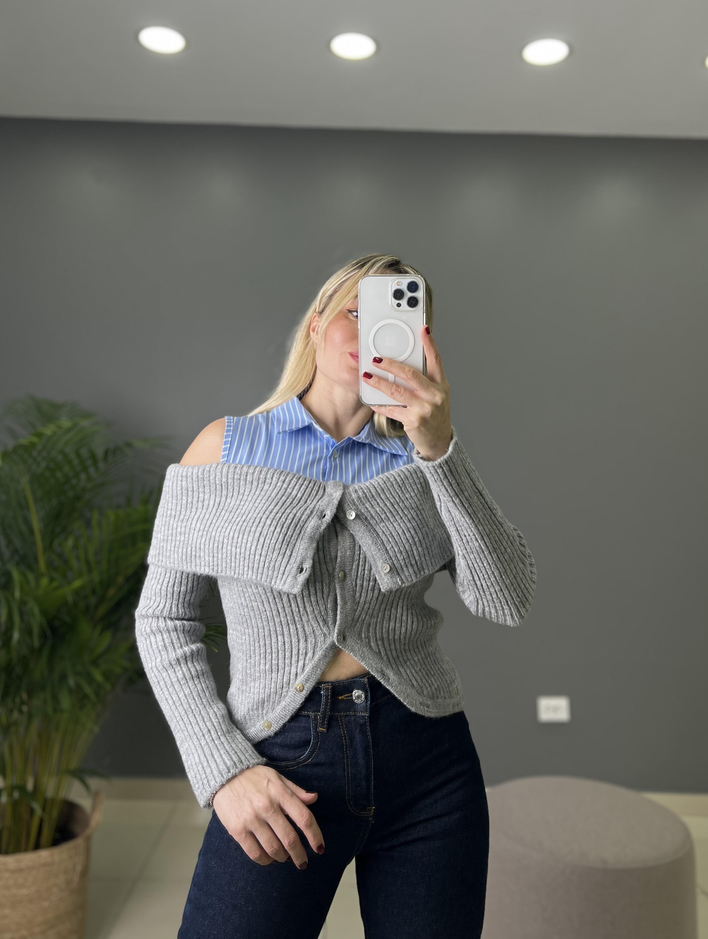 Orijinal Marka Modeli Gömlek Detaylı Triko Bluz 