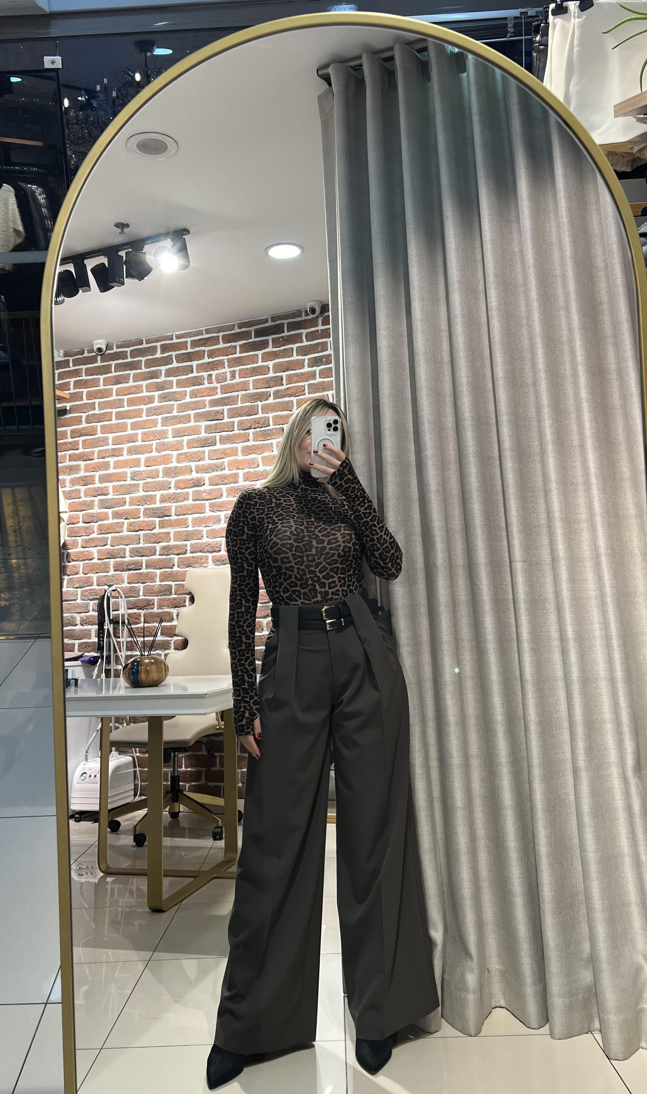 Pileli Çift Kemerli Pantalon