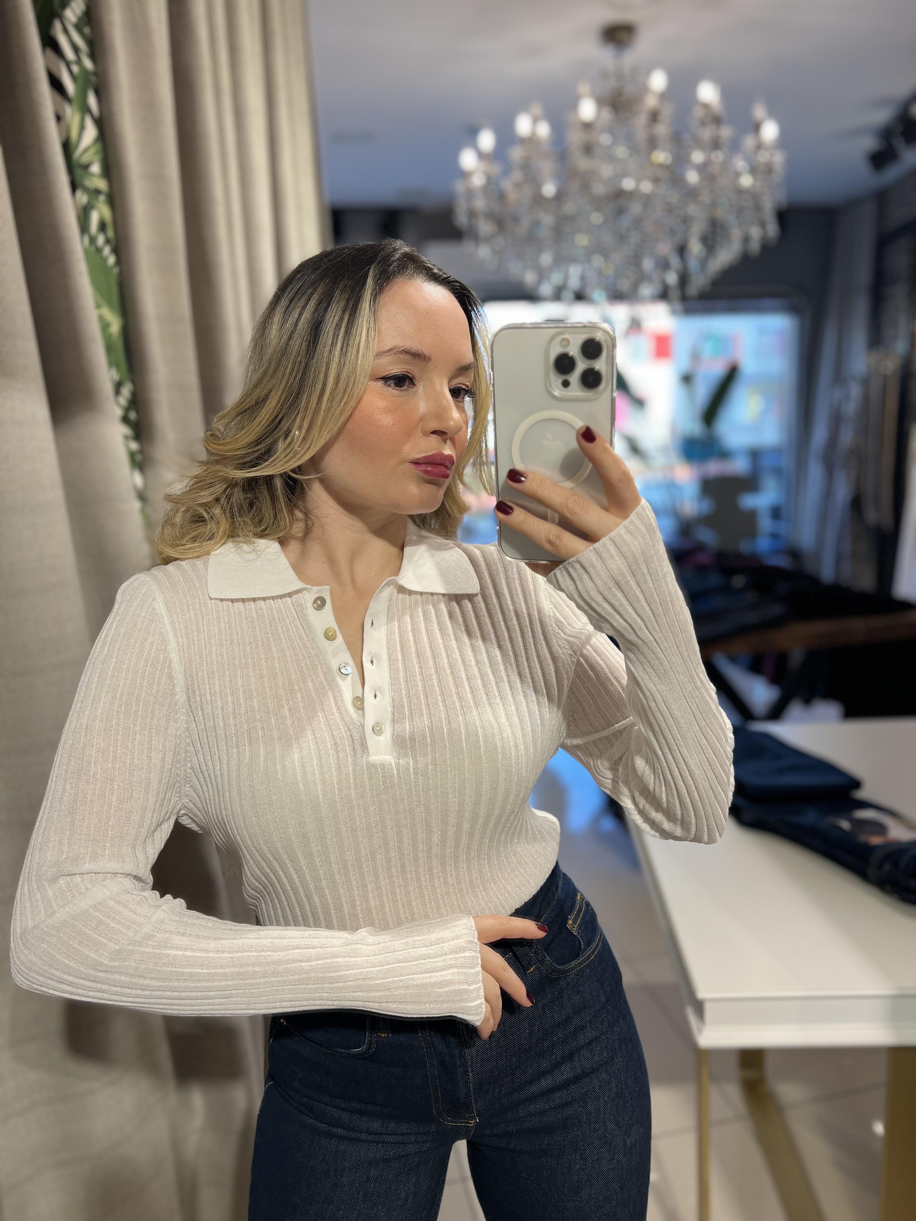 Polo Yaka Düğmeli Ekru İnce Triko Kazak