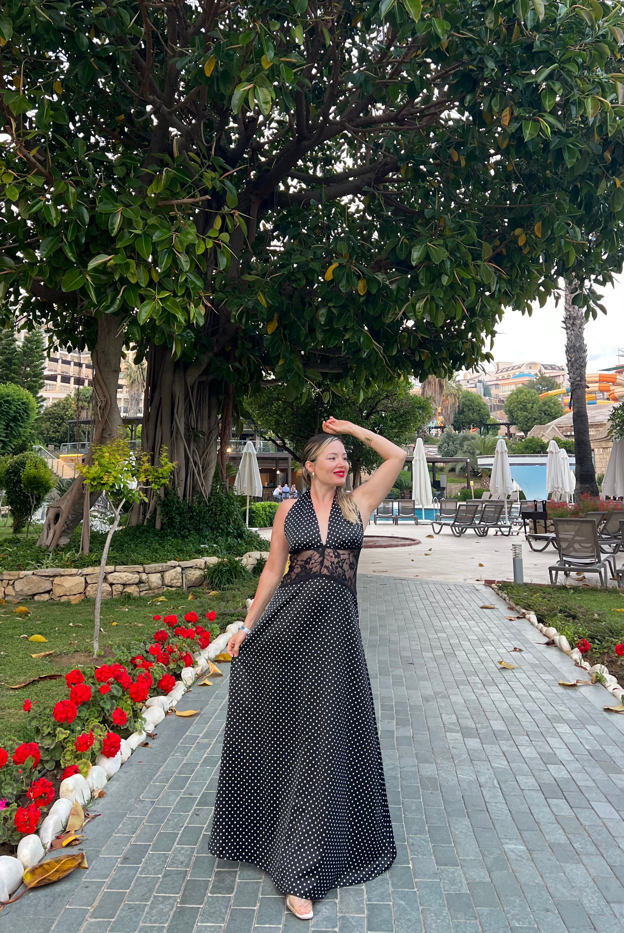 Puantiye Desenli Saten Elbise