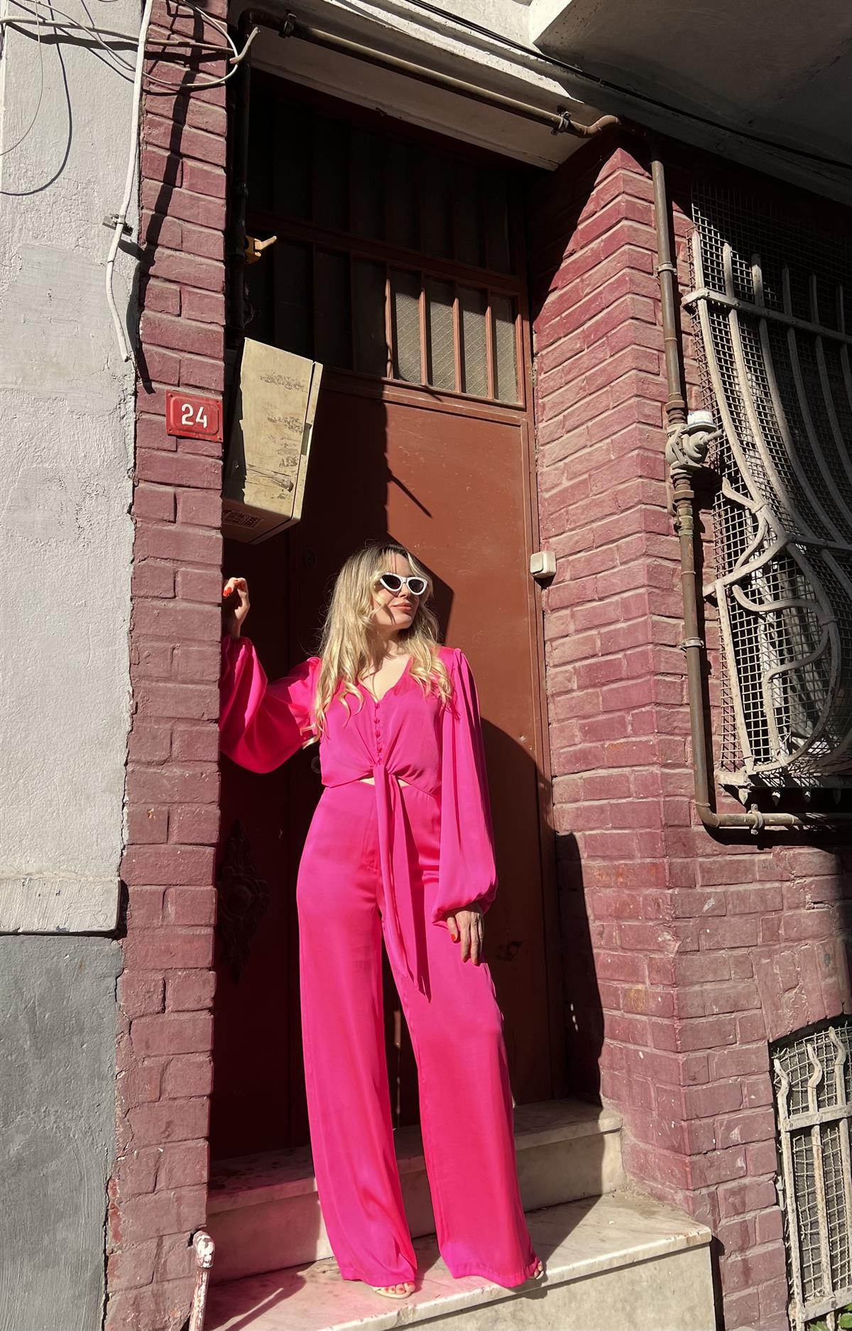 Pembe Saten Takım Elbise