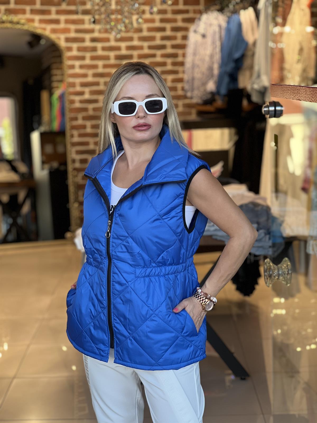 Sax Mavi Mevsimlik Kapitone Yelek