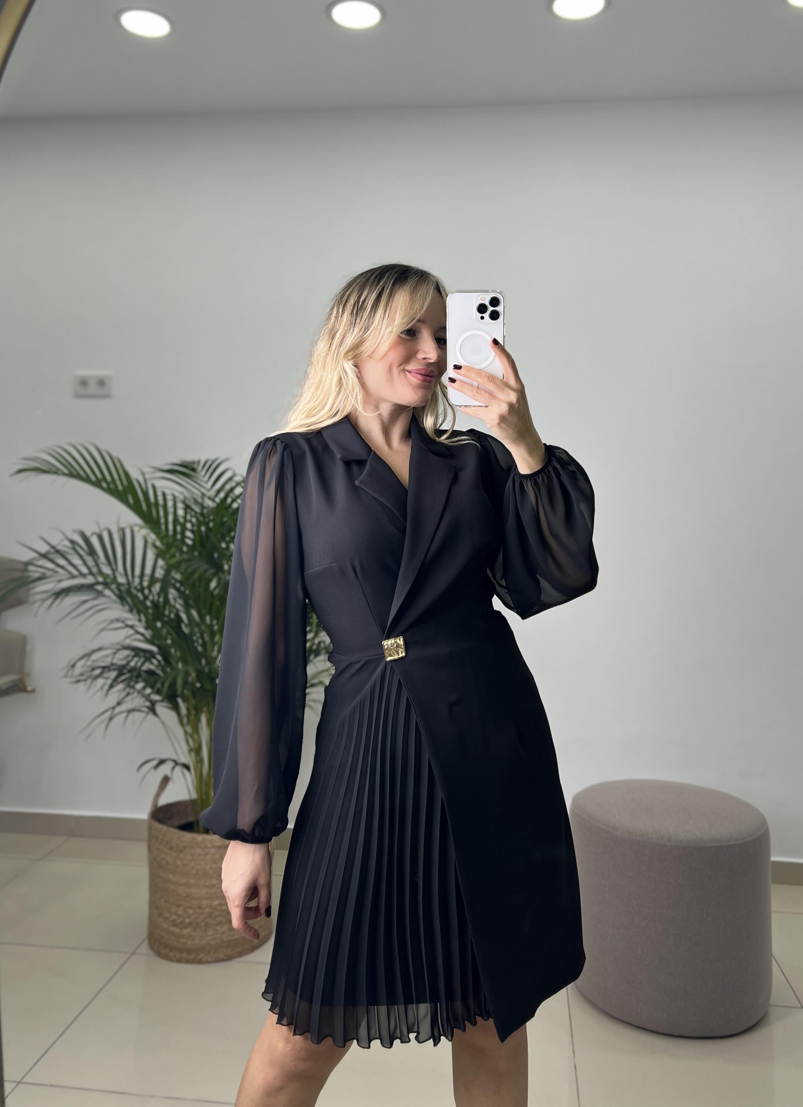 Siyah Gold Düğmeli Kruvaze Yaka Eteği Piliseli Tasarım Şifon Elbise 