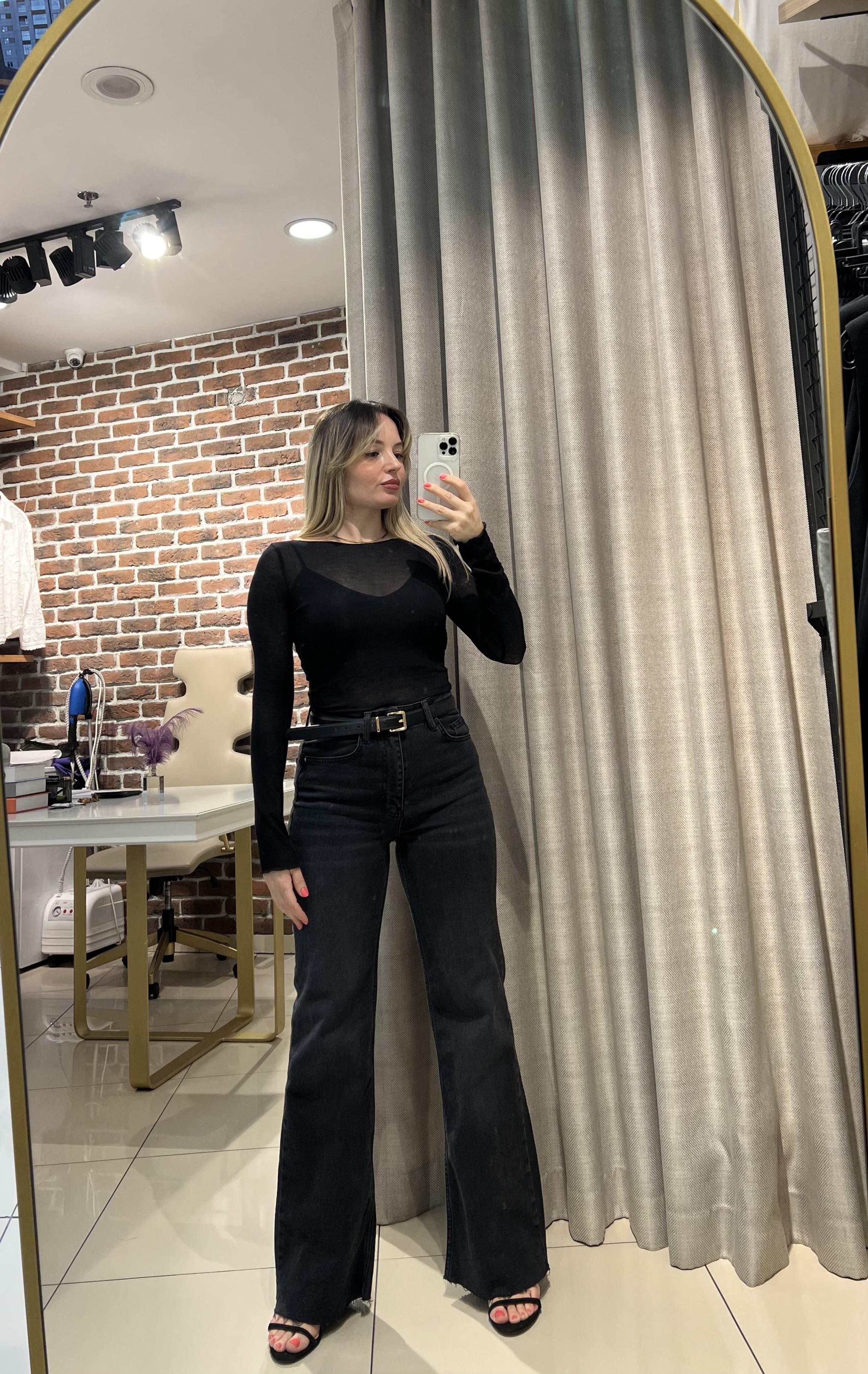 Siyah İspanyol Paça Push Uplı Jean Pantolon