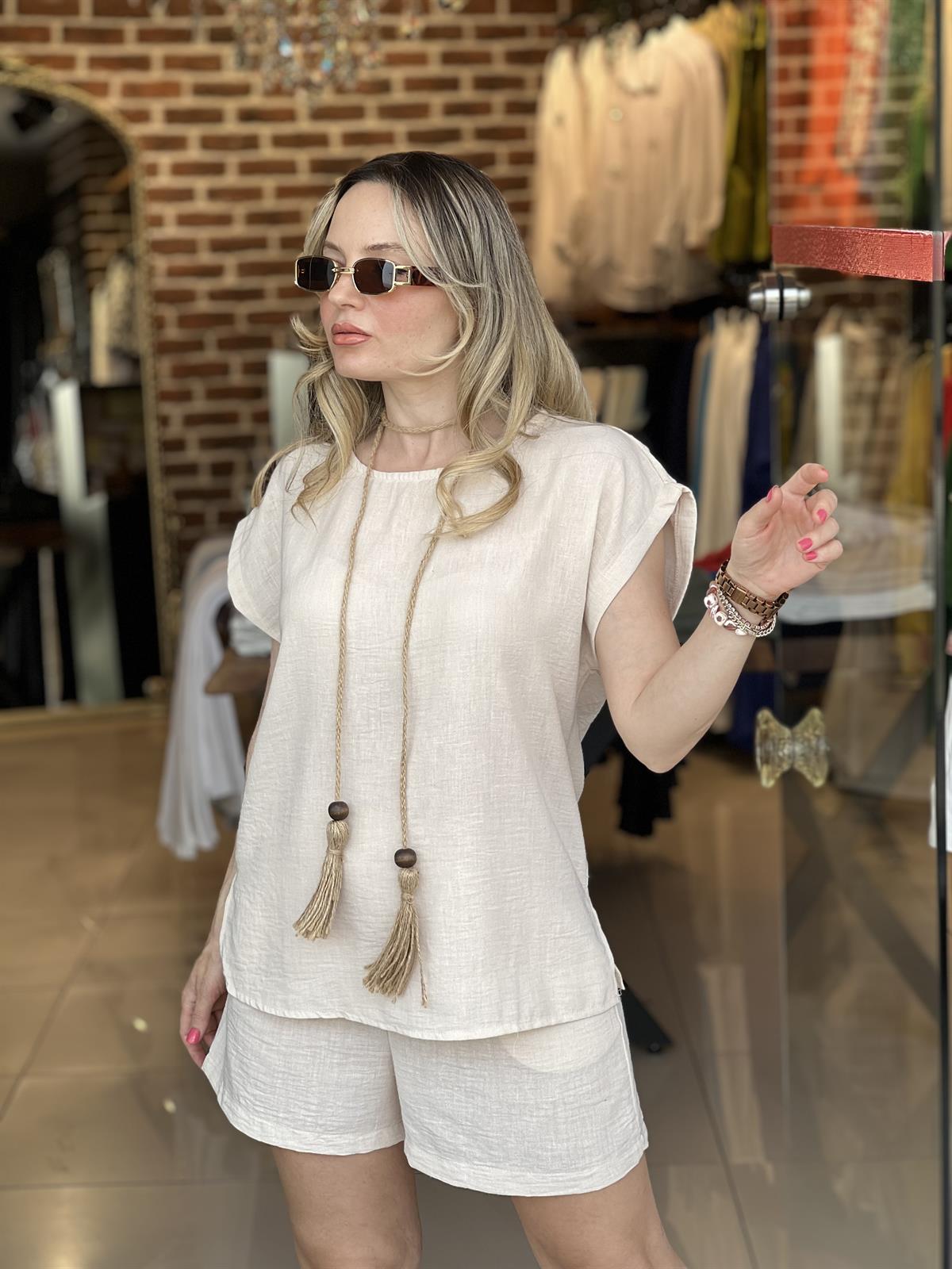 Şortlu Keten Bej Takım