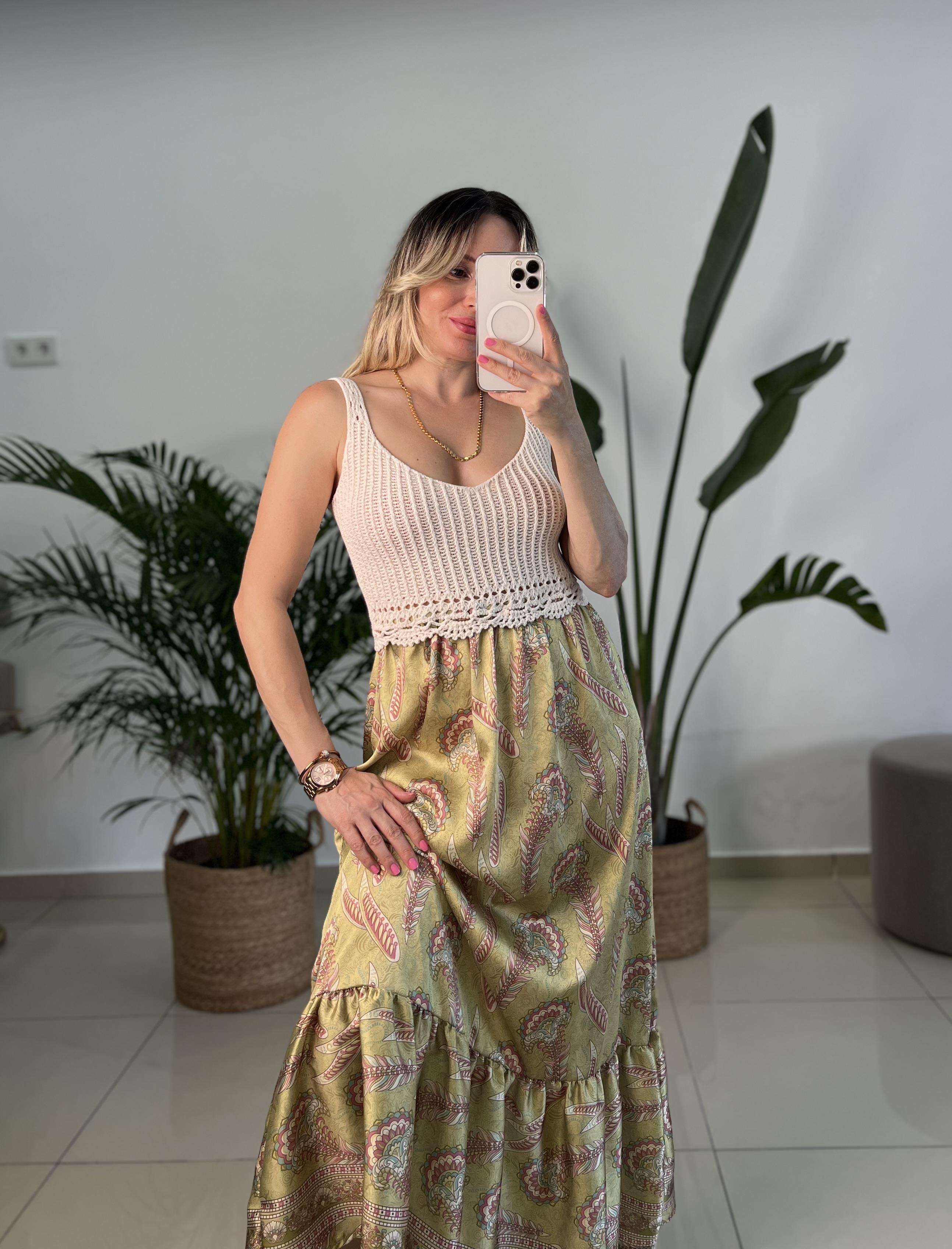 Üst Kısım Örme Detaylı Askılı Elbise
