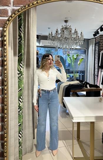  Buz Mavisi Palazzo Jean