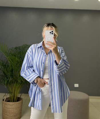 %100 Pamuk Dokuda Gizli Düğme Detaylı Çizgili Oversize Mavi Gömlek