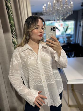 Beyaz İthal Keten İşlemeli Gömlek