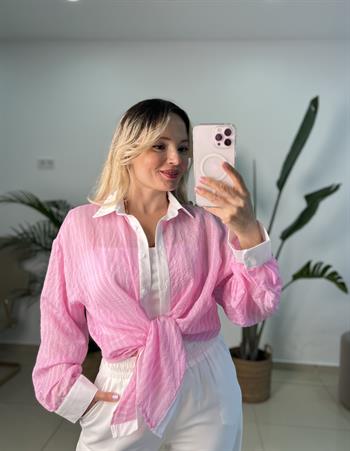 Beyaz Yakalı Çizgili Pembe Gömlek