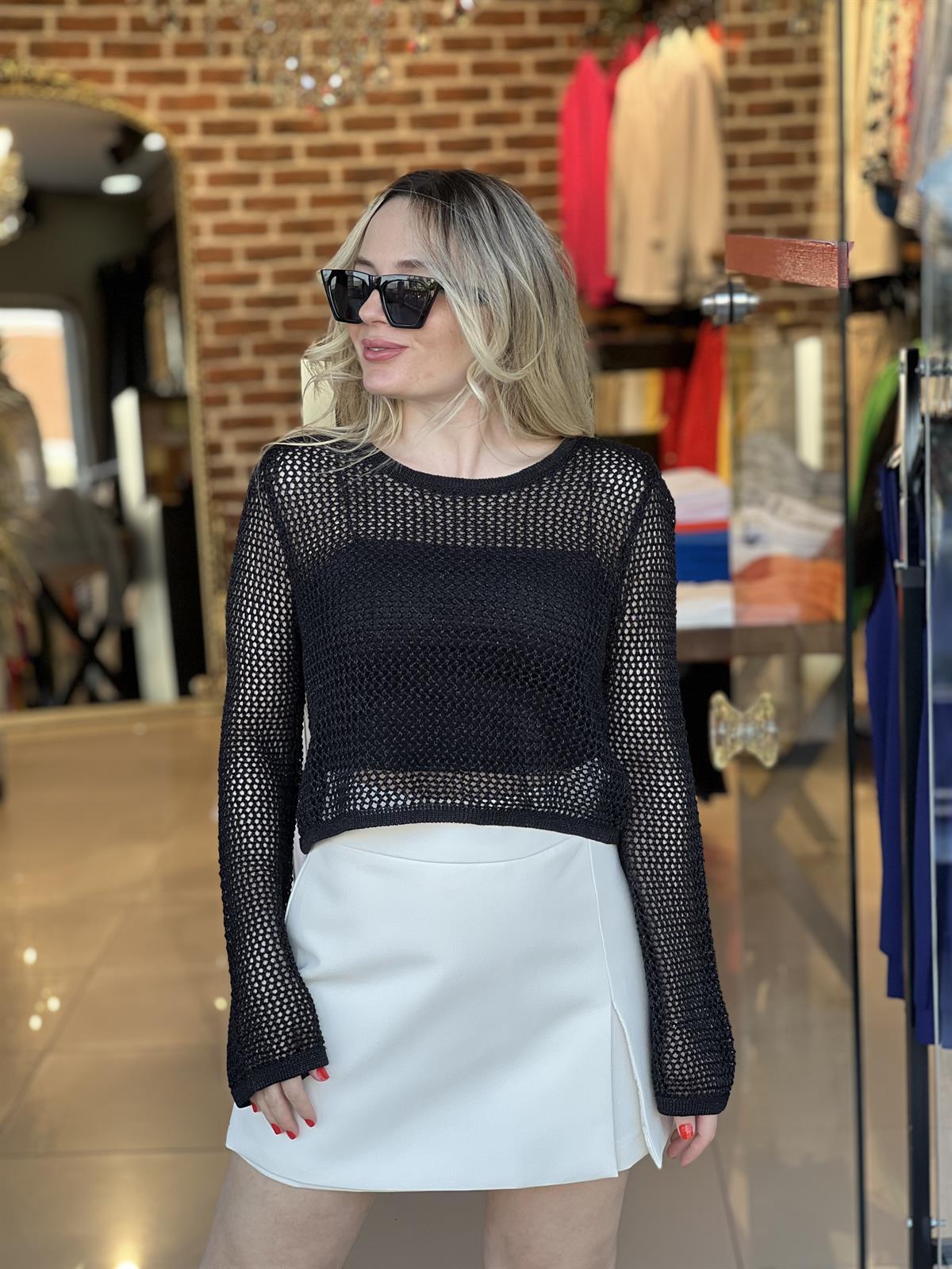 Bisiklet Yaka Ajur Desenli Crop Triko