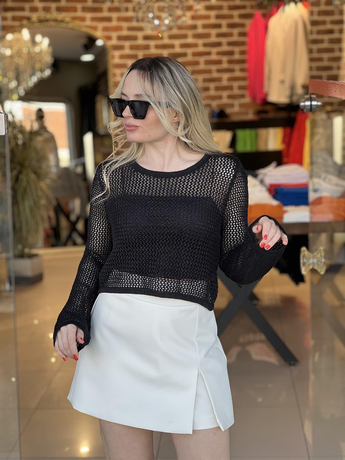 Bisiklet Yaka Ajur Desenli Crop Triko