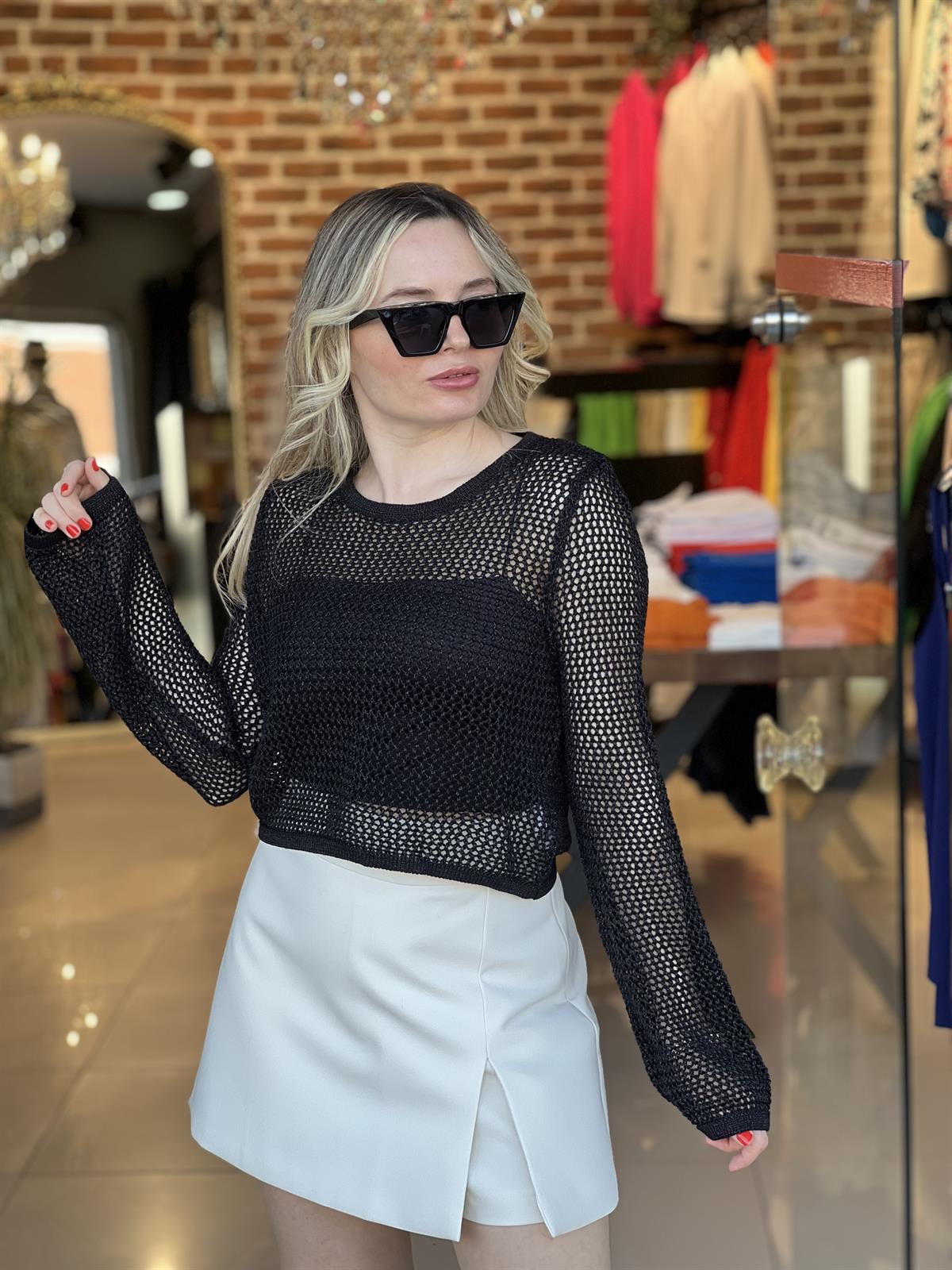 Bisiklet Yaka Ajur Desenli Crop Triko