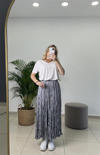 Buruşuk Kumaş Midi Boy Gri Saten Etek 