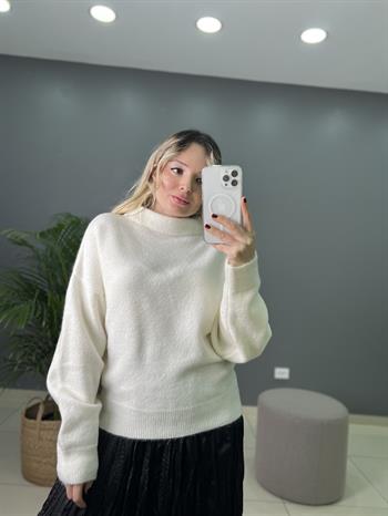 Çift Katlı Dik Yaka Ekru Triko