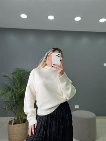 Çift Katlı Dik Yaka Ekru Triko