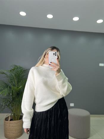 Çift Katlı Dik Yaka Ekru Triko