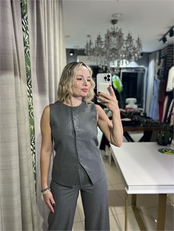 Çizgili Gri Yelek Pantolon Takım