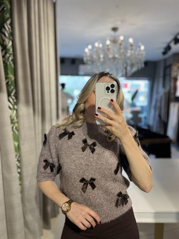 Fiyonk Detaylı Koyu Vizon Melanj Triko Kazak