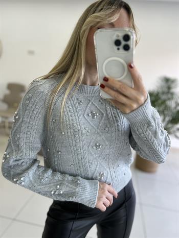 İnci ve Taş Detaylı Gri Triko Kazak