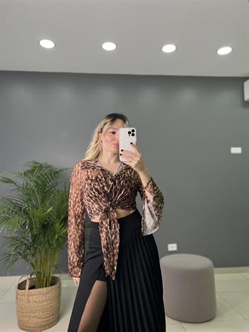Jakarlı Leopar Bluz