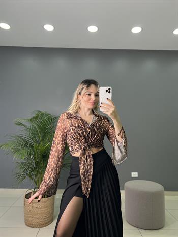 Jakarlı Leopar Bluz